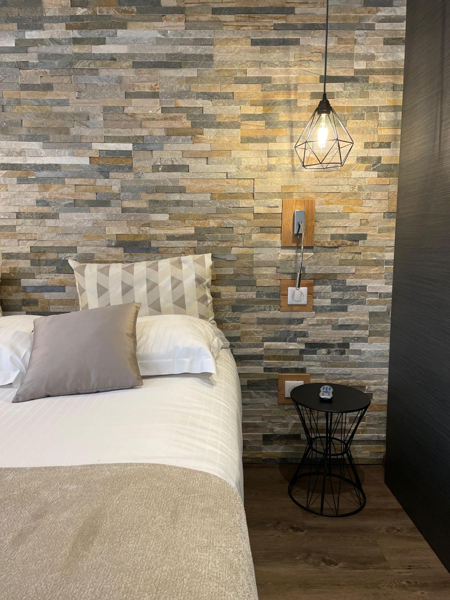 Hotel Des Princes, Chambery Centre Экстерьер фото
