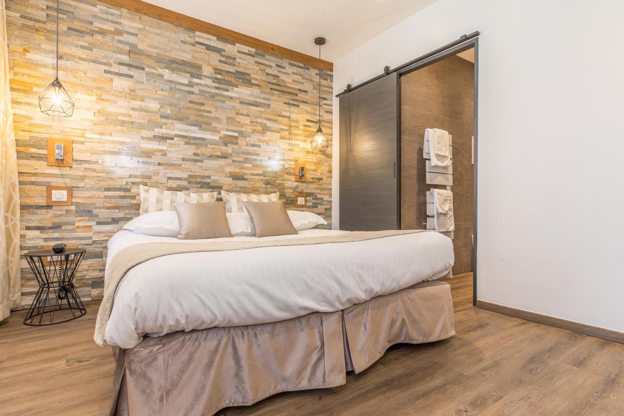 Hotel Des Princes, Chambery Centre Экстерьер фото