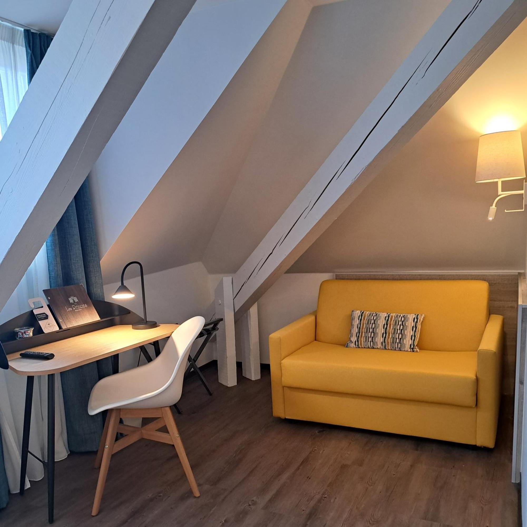 Hotel Des Princes, Chambery Centre Экстерьер фото