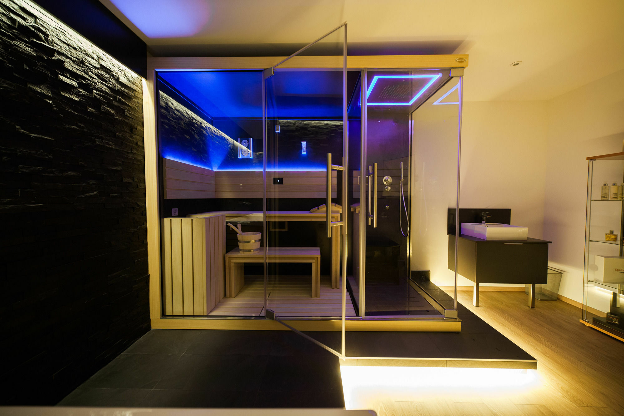 Hotel Des Princes, Chambery Centre Экстерьер фото