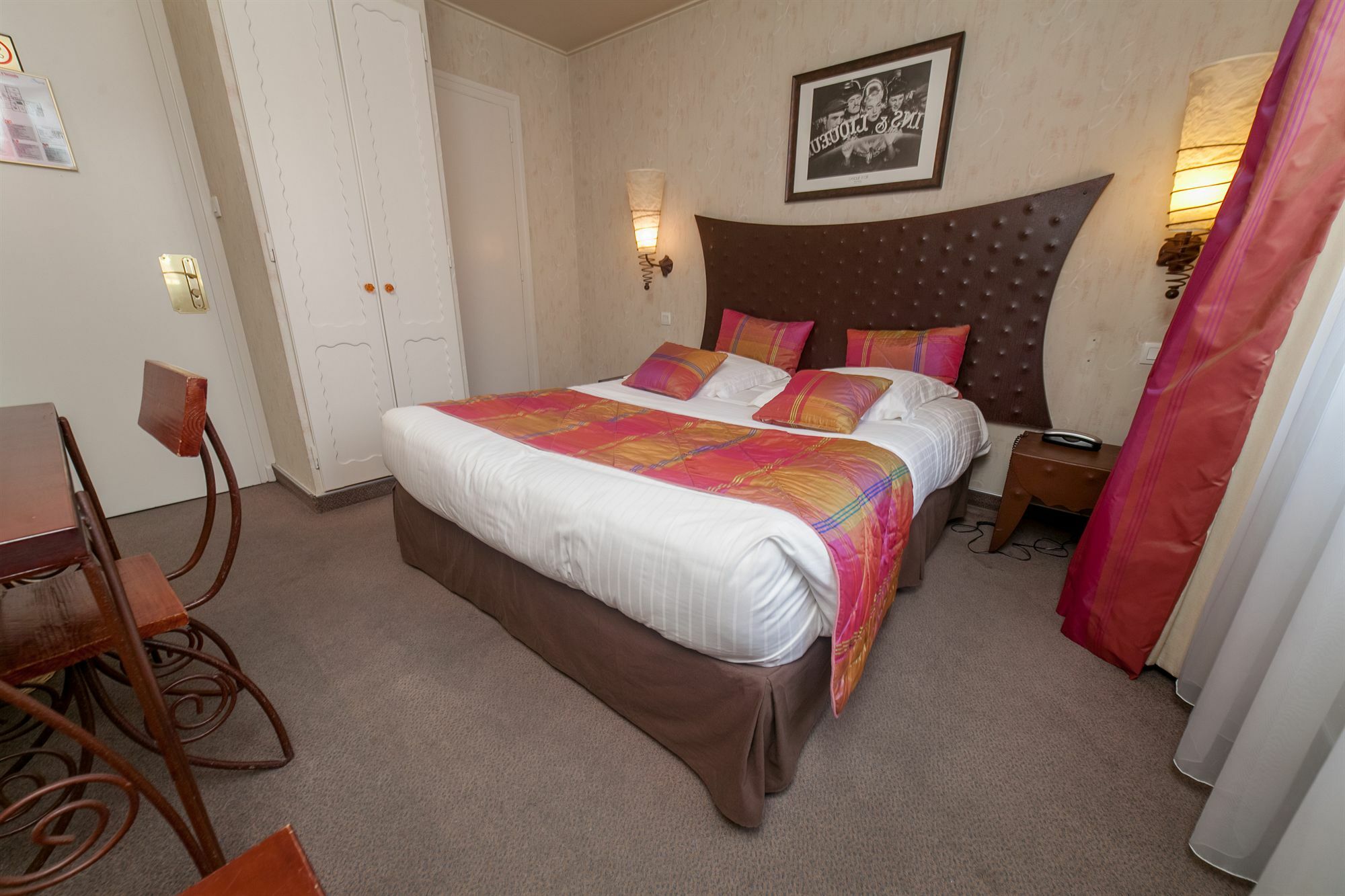 Hotel Des Princes, Chambery Centre Экстерьер фото