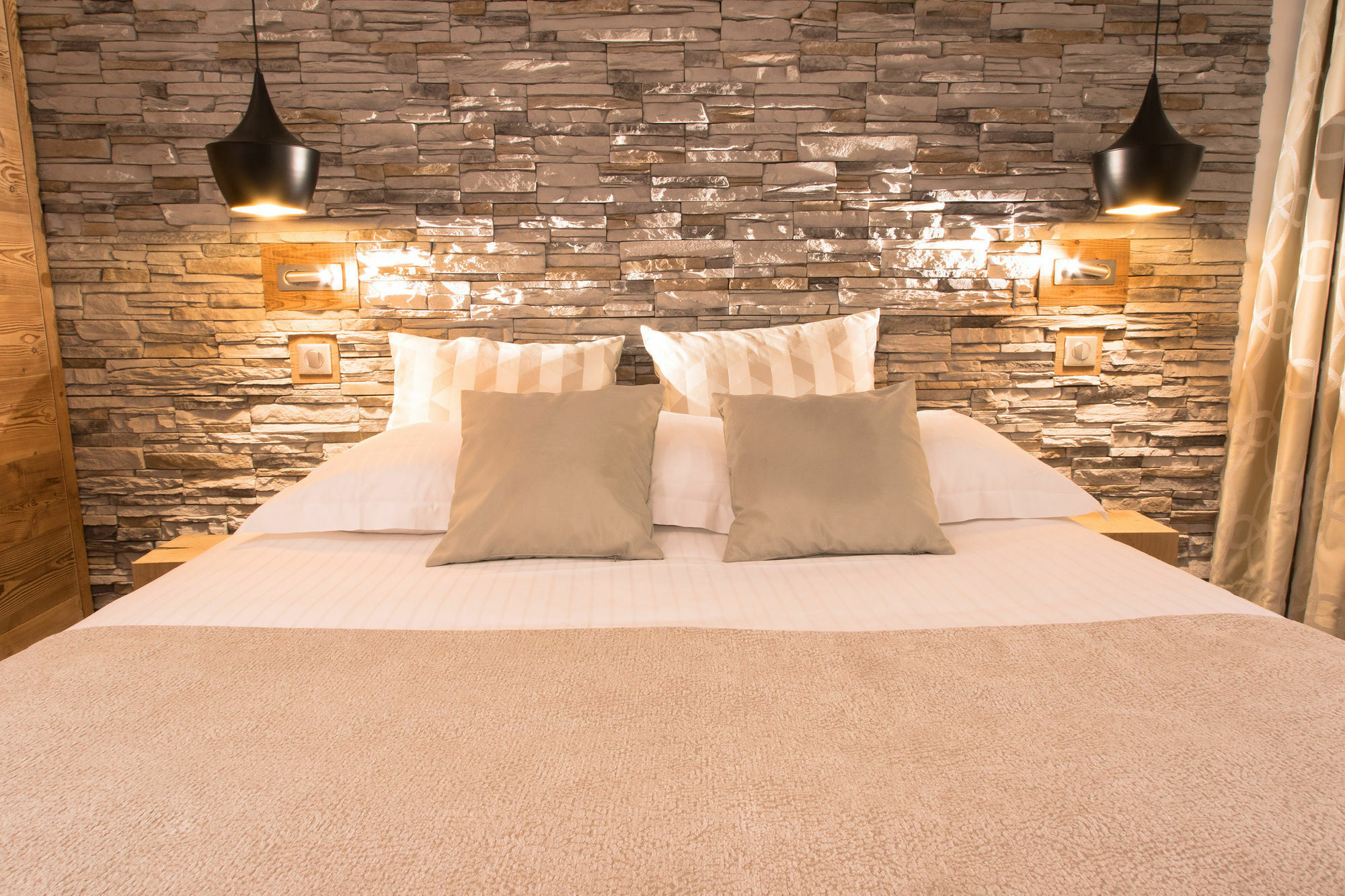 Hotel Des Princes, Chambery Centre Экстерьер фото