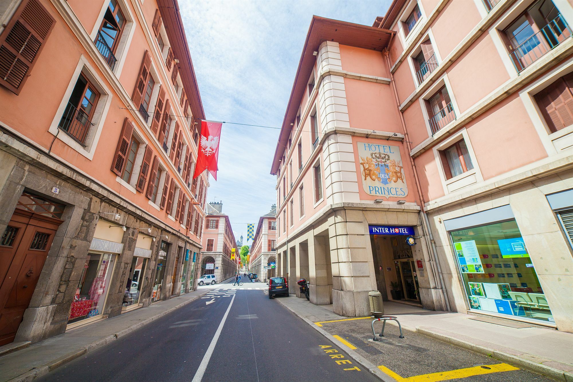 Hotel Des Princes, Chambery Centre Экстерьер фото